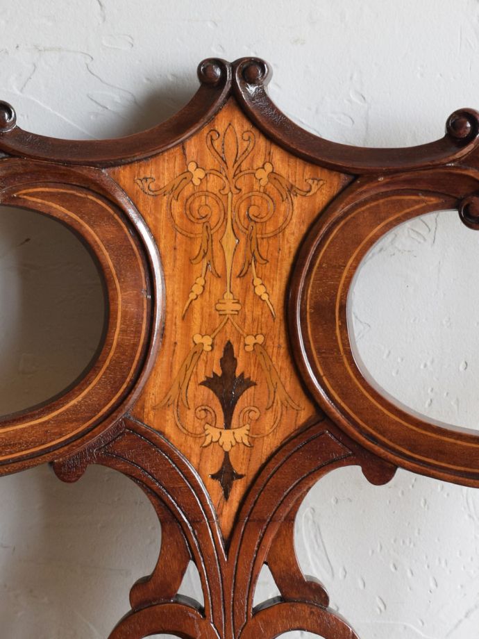 アンティークチェアの装飾