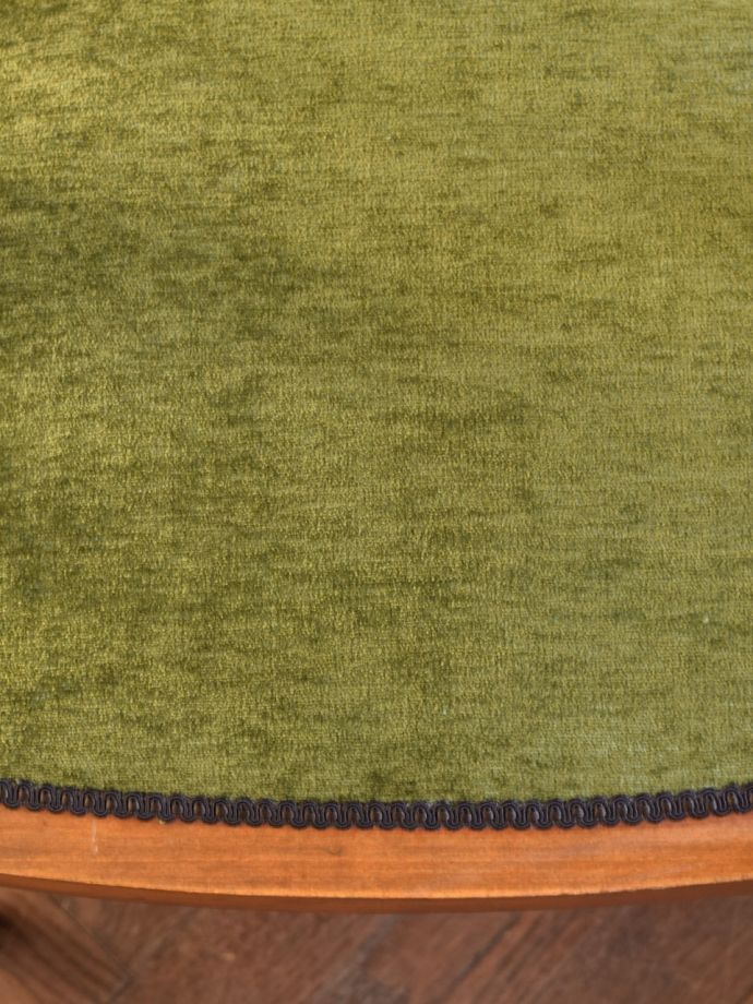 サロンチェアの座面の生地