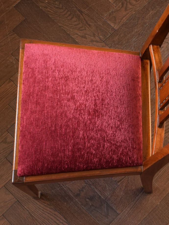 アンティークの椅子の座面