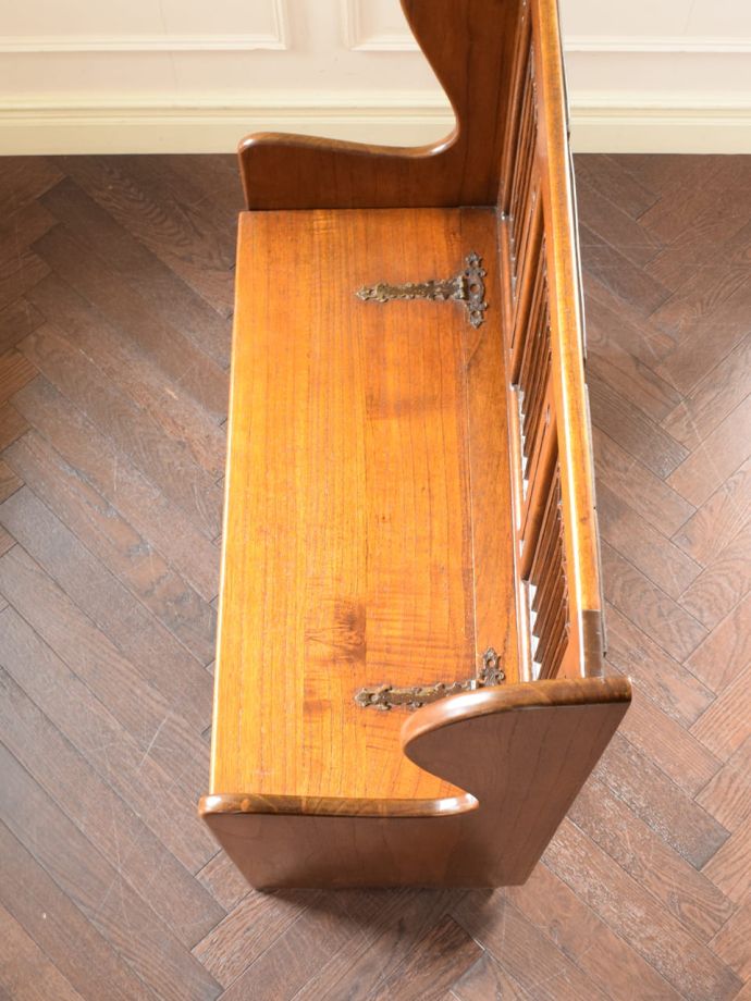 アンティークの椅子の座面