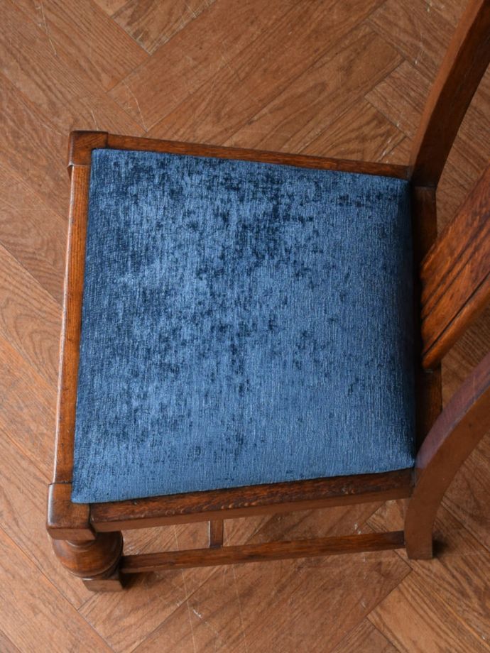 アンティークの椅子の座面