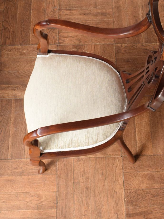 アンティークの椅子の座面