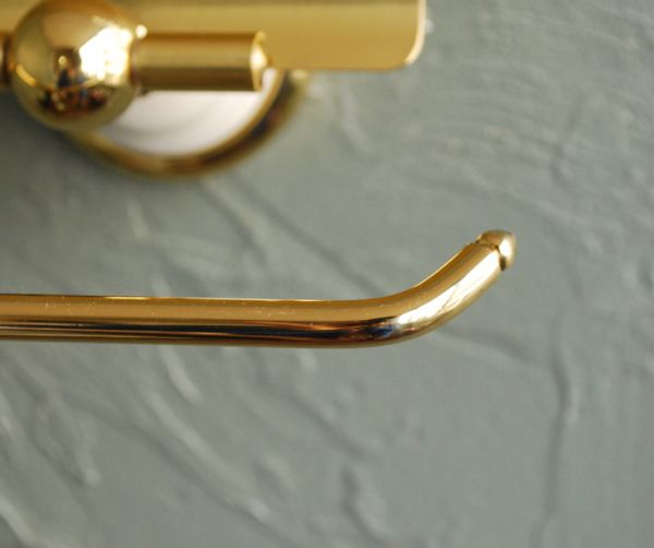 真鍮製のおしゃれなペーパーボルダー