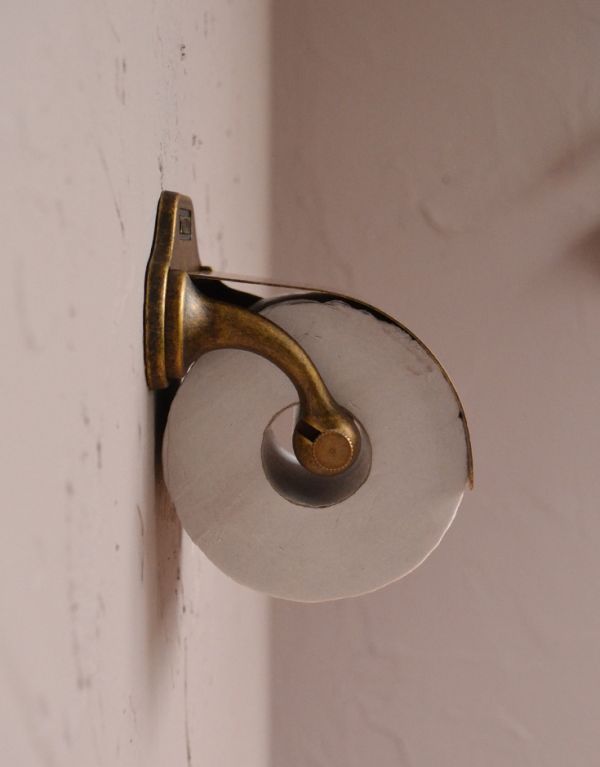 ペーパーホルダーの側面