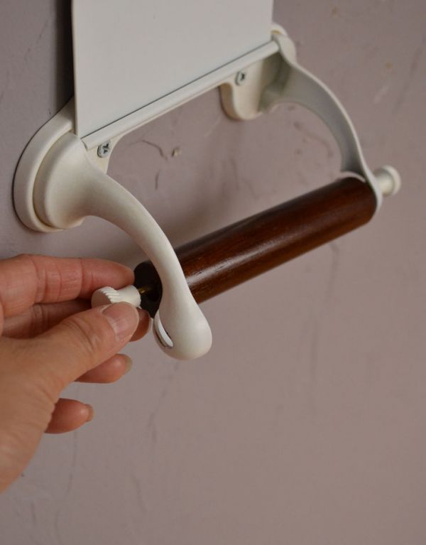 おしゃれなペーパーホルダー