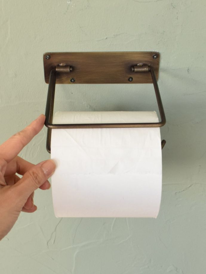 アイアン製のペーパーホルダー