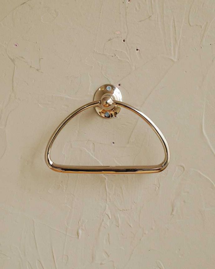 洗面・トイレ　住宅用パーツ　真鍮製のタオルリング（シルバー・ビス付き）。クラシックな雰囲気を感じさせながら、シンプルに仕上げたデザインです。(sa-433)