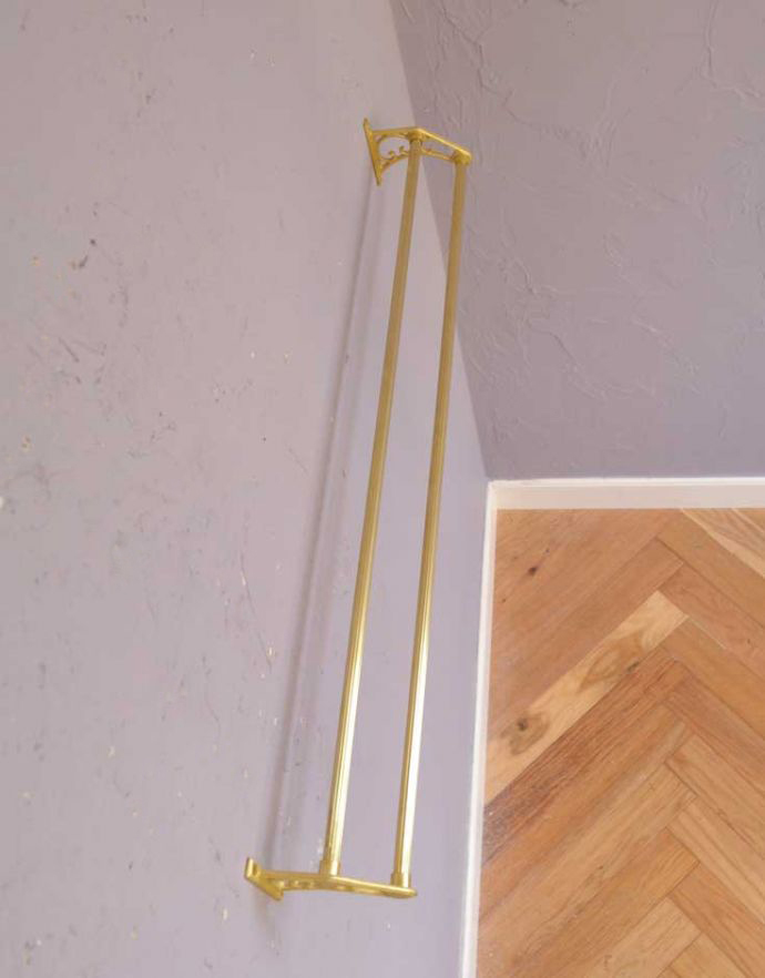 洗面・トイレ　住宅用パーツ　お洒落なサニタリーアイテム、真鍮製ダブルタオルバー（ロングタイプ/ゴールド）。家族が多い方にも人気の２連タイプのタオルバーです。(sa-633)