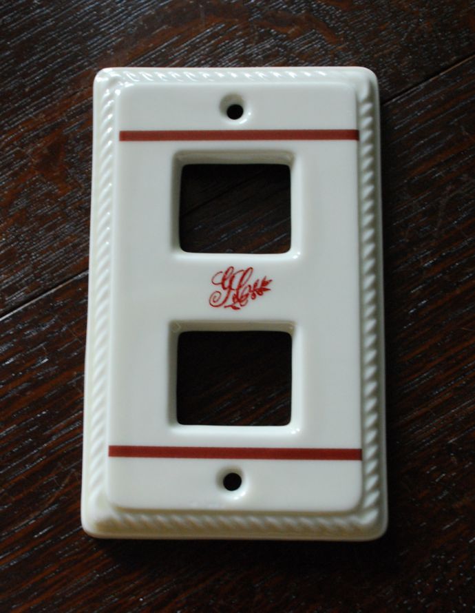 おしゃれなスイッチカバー