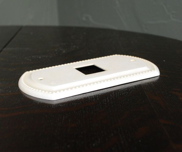 おしゃれな真鍮製のスイッチカバー