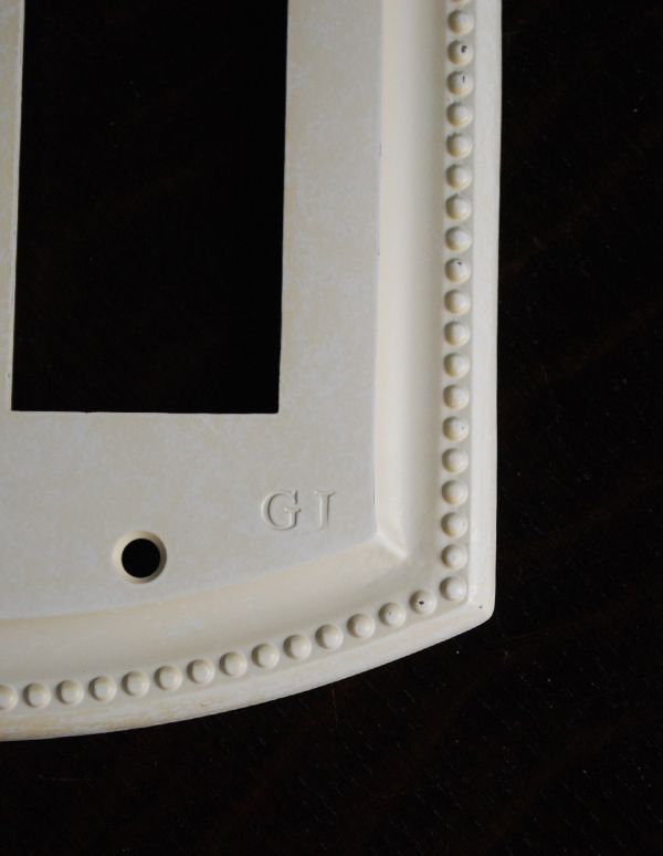 おしゃれなスイッチカバー