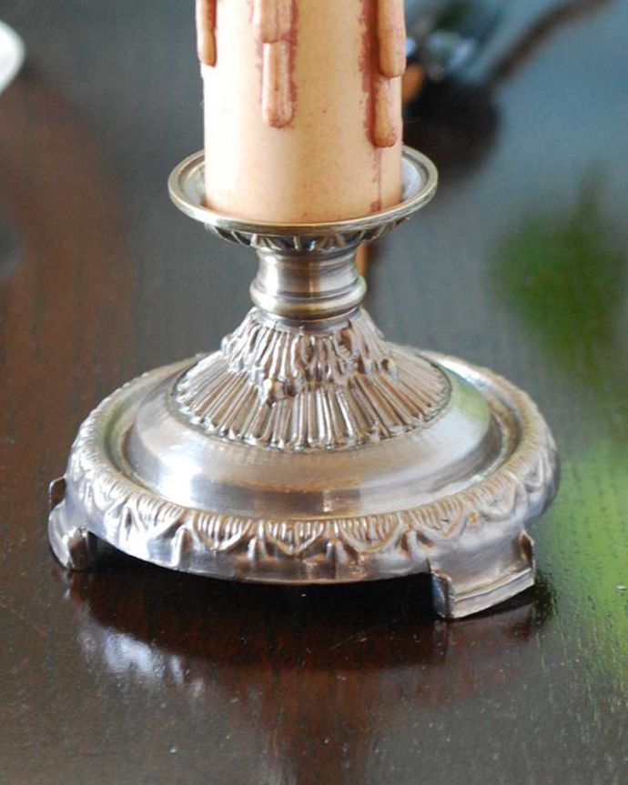 Handleオリジナル 照明・ライティング Handleオリジナルのステンドグラス用スタンドライト(アンティーク色・S)(E17シャンデリア球付)。おしゃれなデザインヨーロッパから取り寄せる高品質のおしゃれなデザインの真鍮。(sgl-02-a)