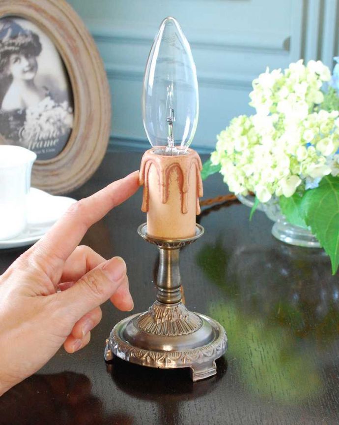 Handleオリジナルのステンドグラス用スタンドライト（アンティーク色