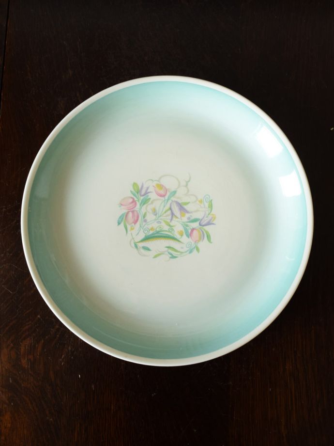 英国アンティークのおしゃれな食器