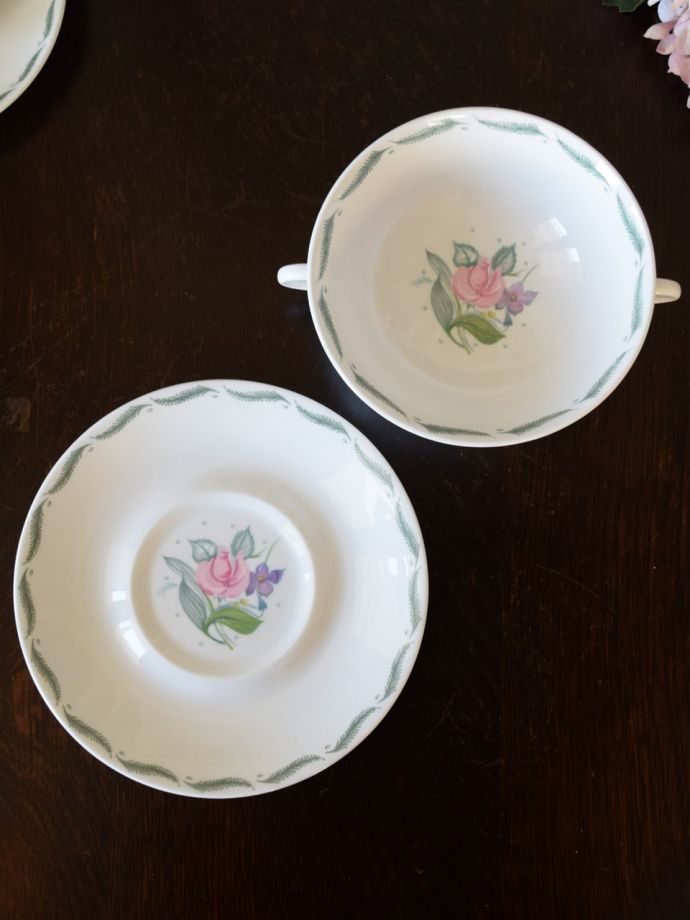 英国アンティークのおしゃれな食器