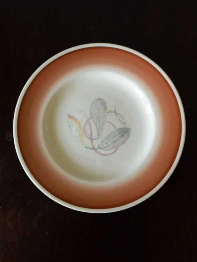 英国アンティークのおしゃれな食器