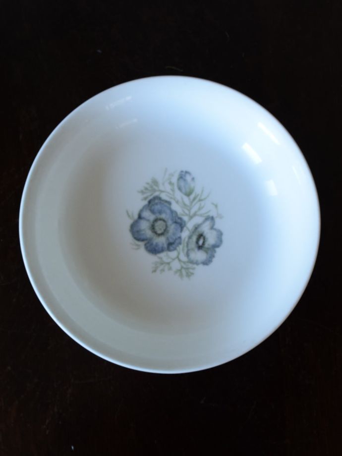 英国アンティークのおしゃれな食器