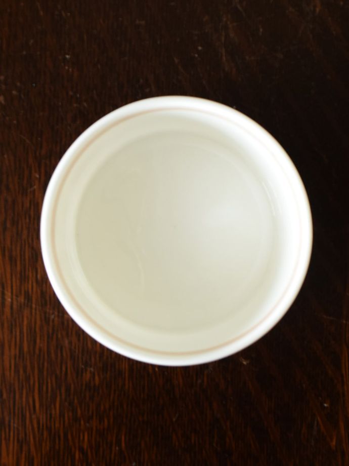 英国アンティークのおしゃれな食器