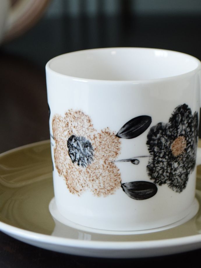 スージークーパーのアンティーク陶磁器