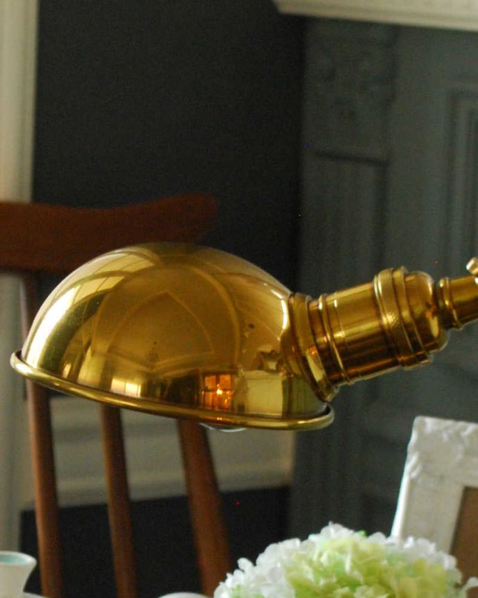 スタンドライト インテリア雑貨 アンティーク風に仕上げた真鍮製のデスクランプ/A(テーブルランプ)(電球なし)。書斎のデスクにもピッタリなアイテムです。(TL-0042)