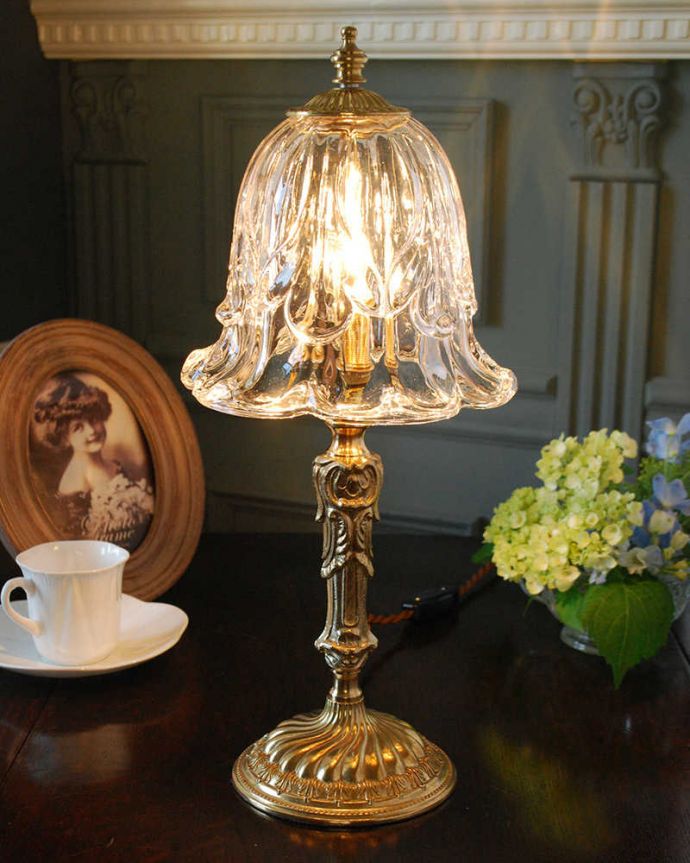 Handleオリジナル　照明・ライティング　Handleのオリジナル真鍮テーブルランプ(E17･丸球付き)。。(TL-0048)