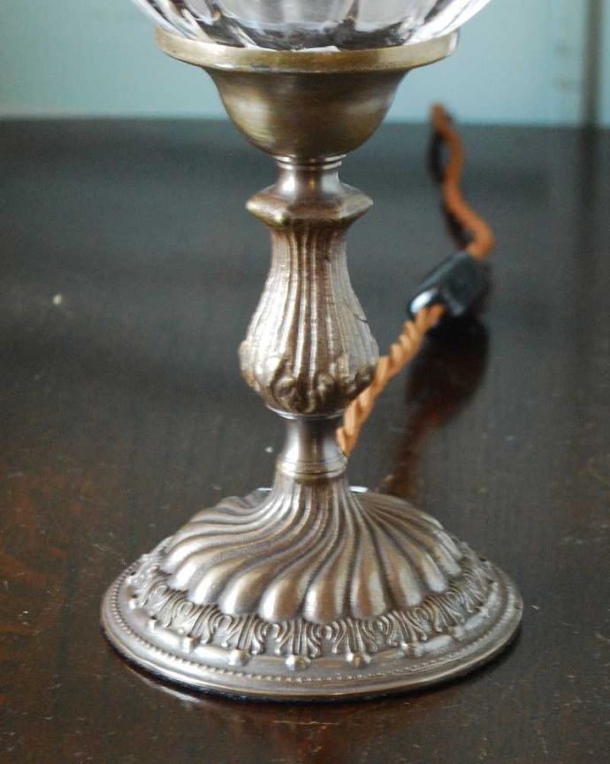 Handleオリジナル　照明・ライティング　Handleのオリジナル真鍮テーブルランプ(E17･丸球付き)。。(TL-0049)