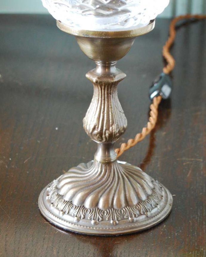 Handleオリジナル　照明・ライティング　Handleのオリジナル真鍮テーブルランプ(E17･丸球付き)。。(TL-0050)