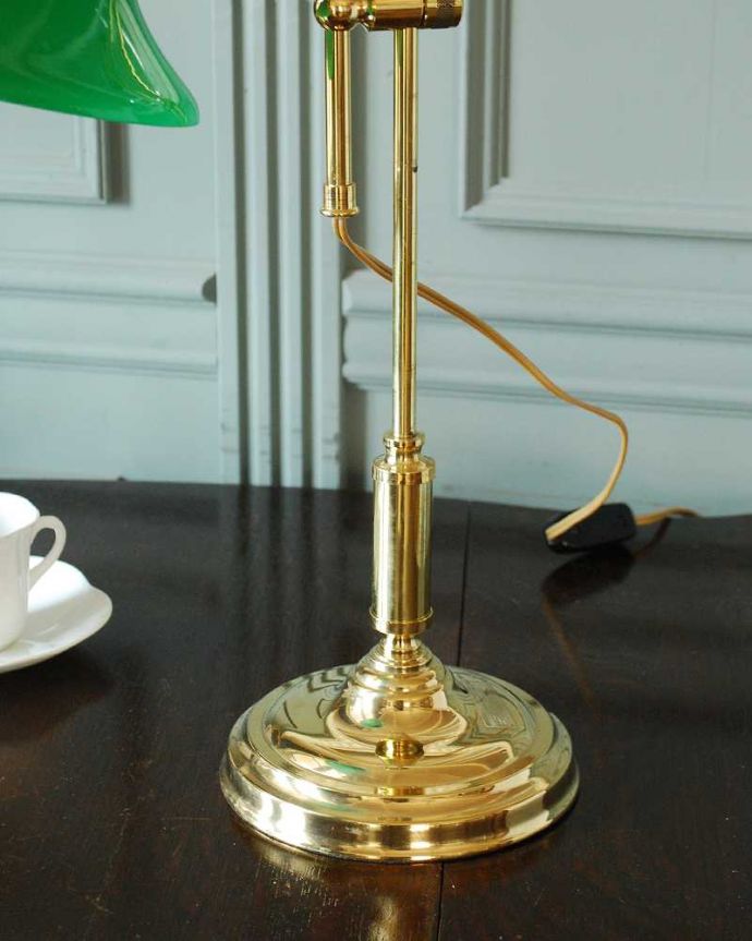 スタンドライト　インテリア雑貨　イタリアのアンティーク風シェード付きテーブルランプ（Ｅ17電球付）。。(TL-0064)