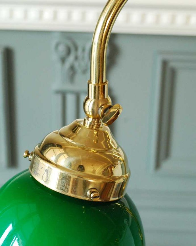 スタンドライト　インテリア雑貨　イタリアのアンティーク風シェード付きテーブルランプ（Ｅ17電球付）。。(TL-0064)