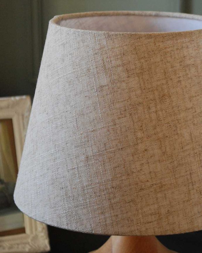 スタンドライト　照明・ライティング　北欧スタイルのほっこりぬくもりが感じられるテーブルランプ(E17型LED電球付き)。。(TL-0068)