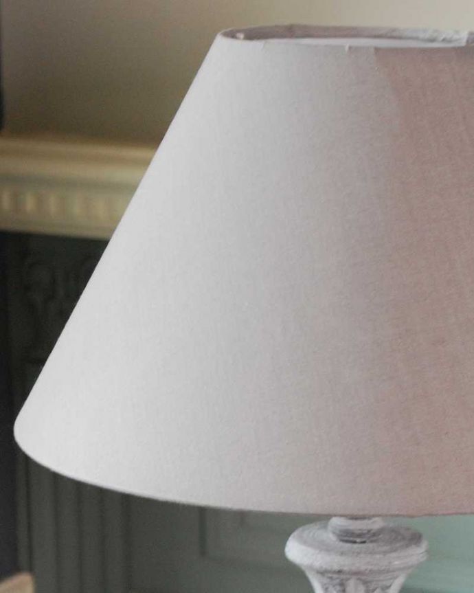 スタンドライト　照明・ライティング　アンティーク風のおしゃれ照明、フレンチシャビーなテーブルランプ（電球なし）。。(TL-0074)