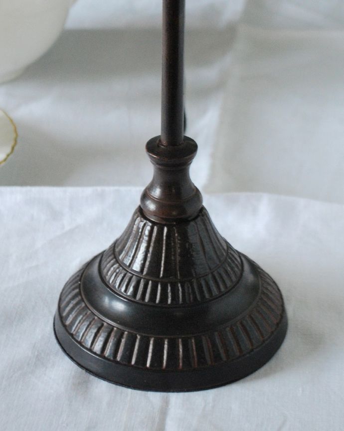 スタンドライト　照明・ライティング　アンティーク風のスタンドライト、おしゃれなテーブルランプ（E17球付き）。。(TL-0077)