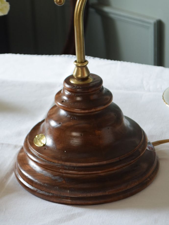 スタンドライトの土台