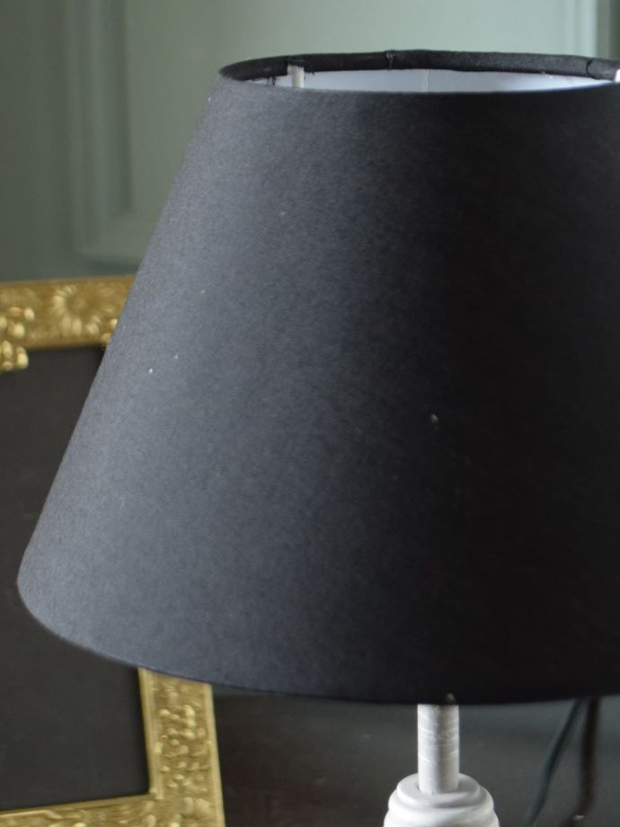 テーブルランプのオシャレなシェード