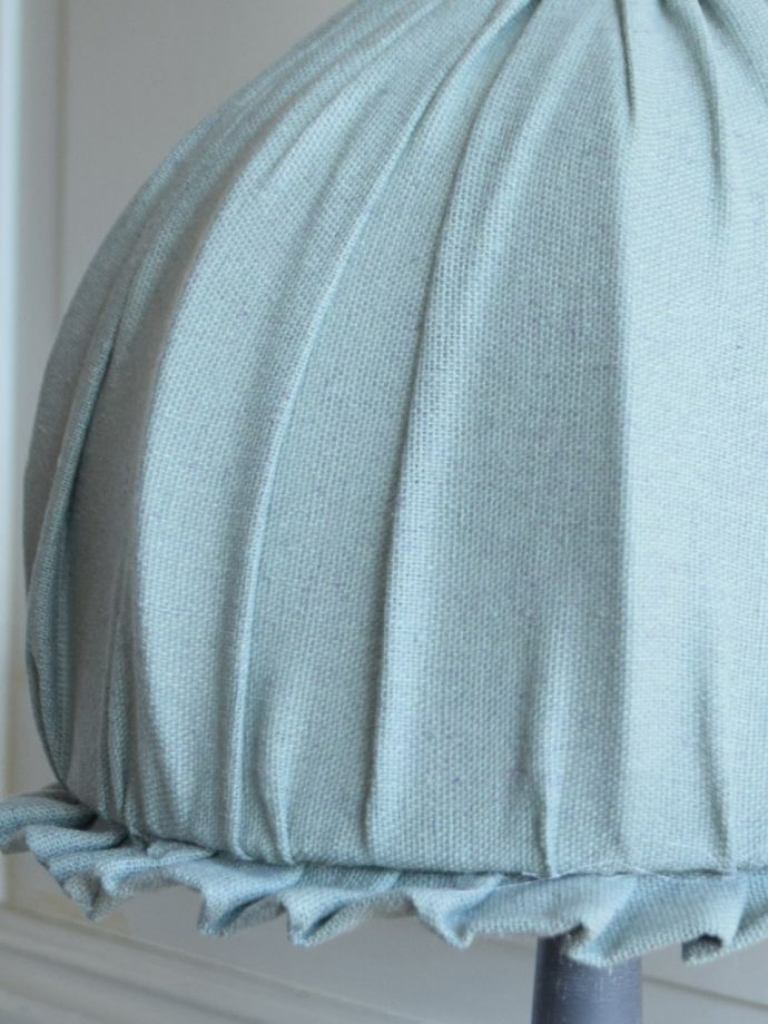 テーブルランプのオシャレなシェード