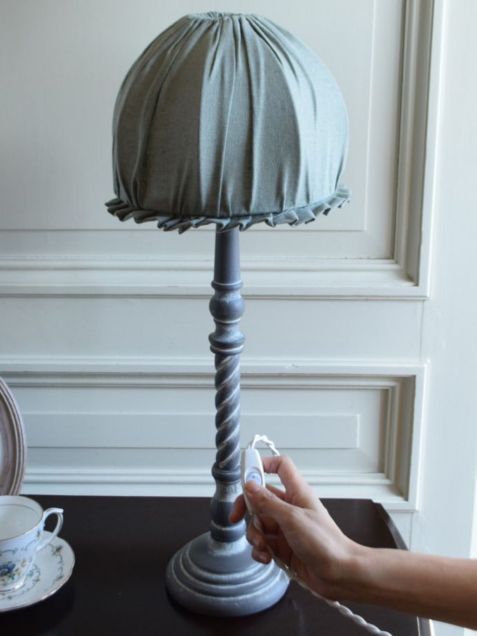 テーブルランプのスイッチ