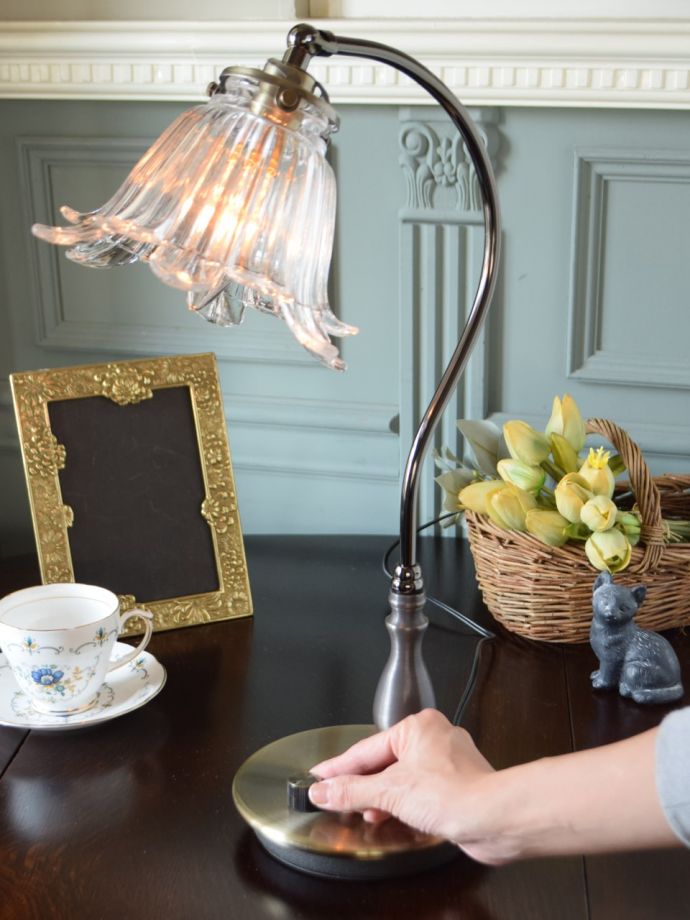 テーブルランプのスイッチ