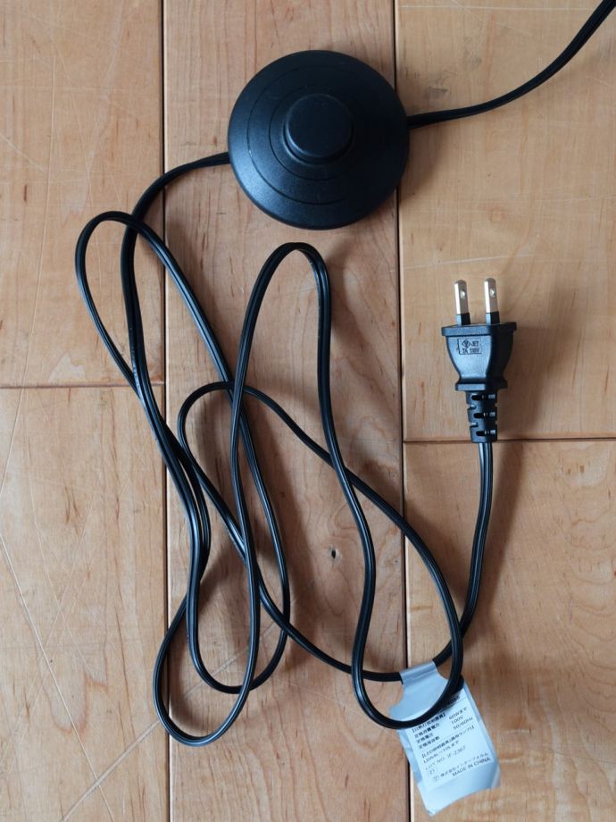 フロアスタンドのコード