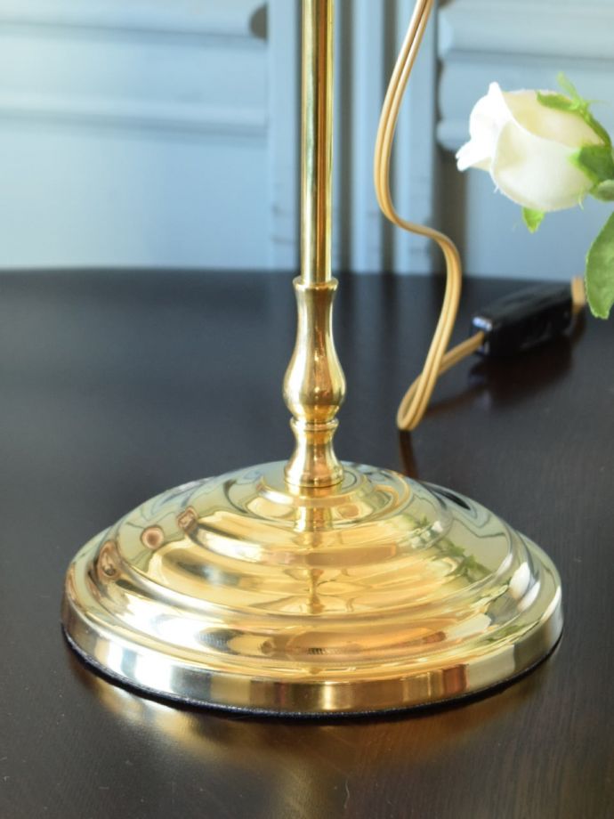 テーブルランプの土台部分