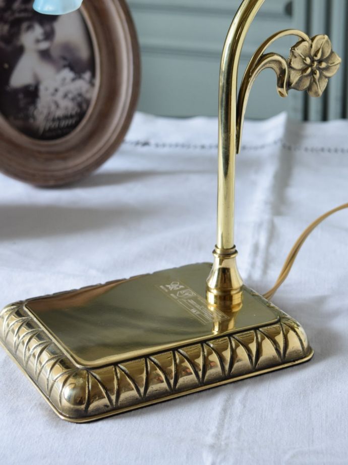 テーブルランプの土台部分