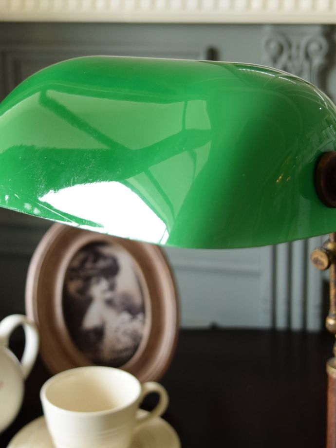 アンティーク風のおしゃれなガラスシェード