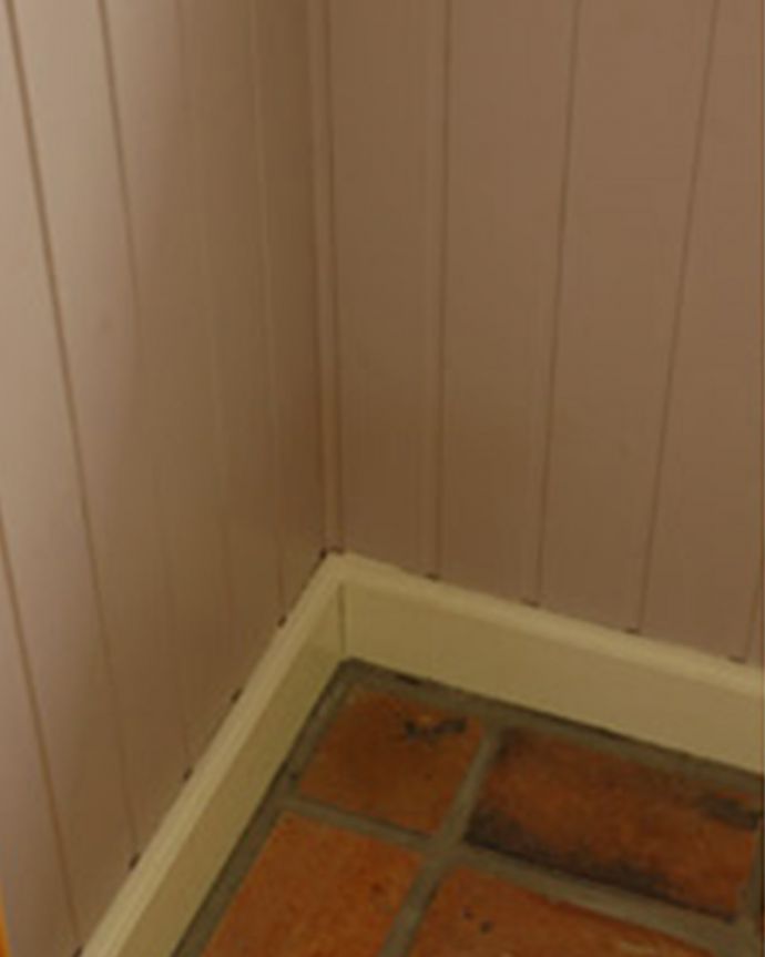 板壁・モール お部屋づくりの材料(建材) Handleオリジナル板壁キット。こんな所にもこだわってます実は、幅木も太めでカッコいいものをセレクトしています。(TOK-A)