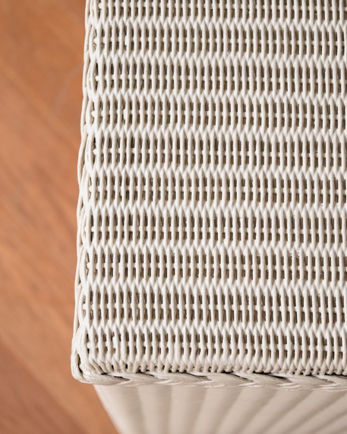 Handleオリジナル アンティーク風 ロイドルームのランドリーボックス、8色から選べるHandleオリジナルのロイドルーム。編み込みもキレイです近づいてみるとこんな感じ。(hol-08)