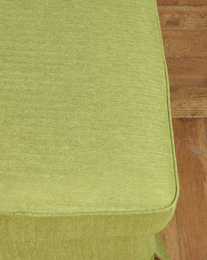 アンティーク風の椅子 アンティーク風 お家の洗濯機で洗えるスツール、6色から選べるHandleオリジナルスツール ワンちゃんにもネコちゃんにも・・・ペットがお部屋にいる方にもおススメです。(hos-202)