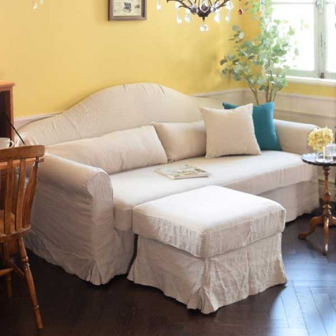 リネンのソファとスツール