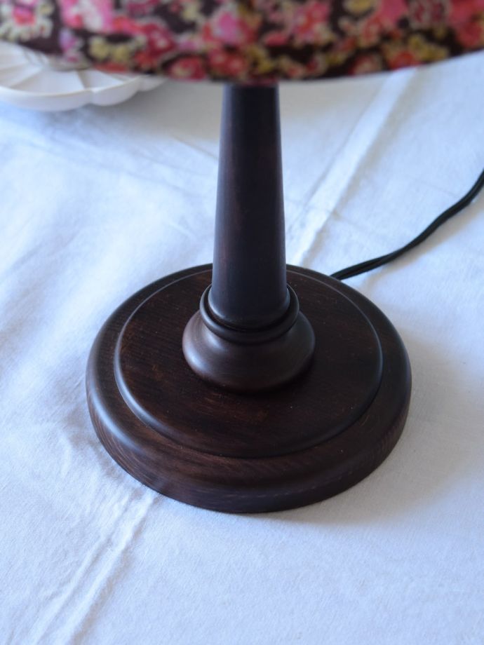 スタンドライトの土台