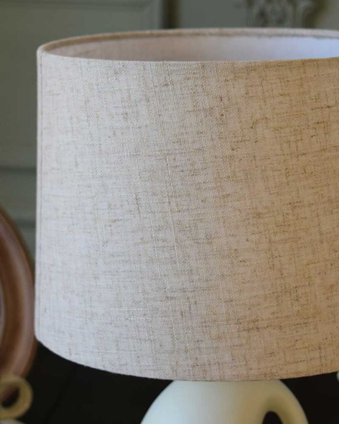 テーブルランプのオシャレなシェード