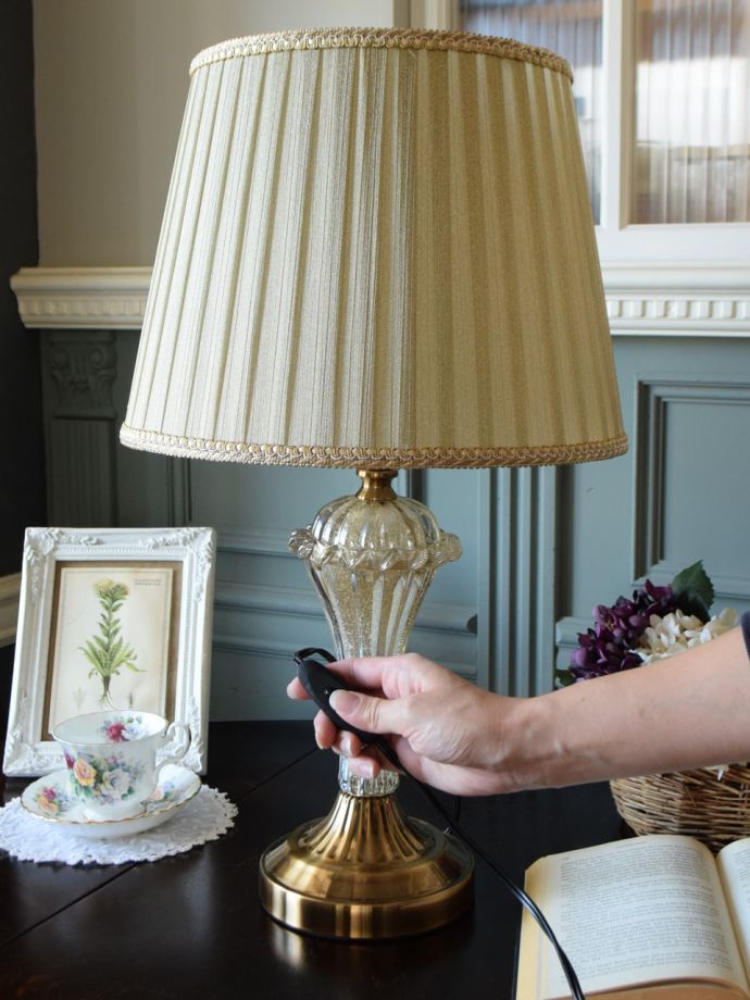 テーブルランプのスイッチ