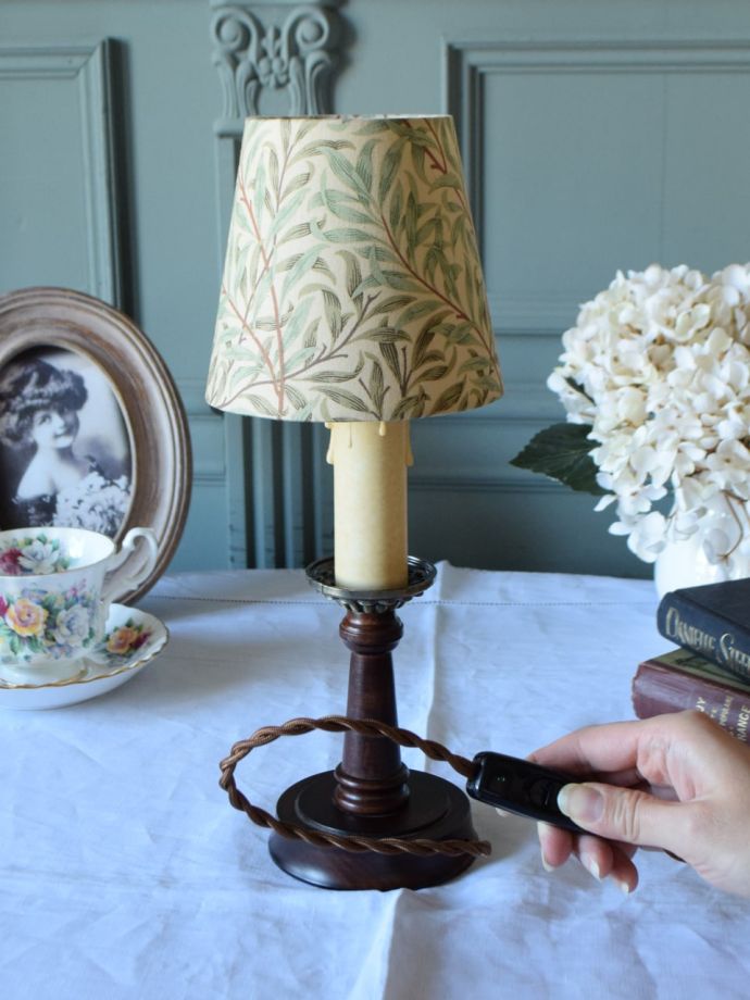 テーブルランプのスイッチ