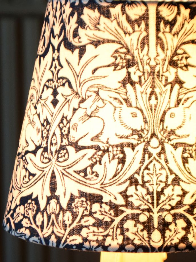 モリスデザインのおしゃれなシェード